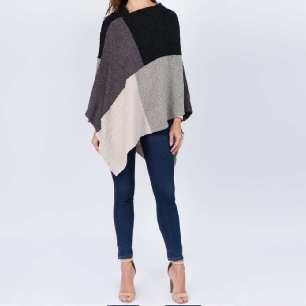 36 Boho chenille knit color block poncho. - Picture 1 of 4
